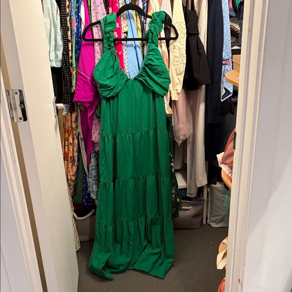 Jason Wu Vibrant emerald Green Maxi Dress with tiered ruffles v neck linen blend